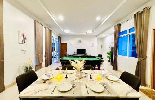 Hin Lek Fai Villa | 365 m² Villa ∙ 5 bedrooms ∙ 20 guests