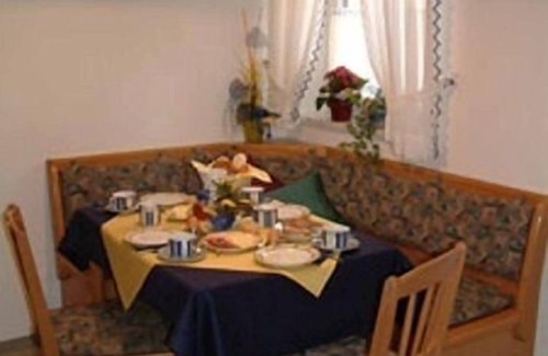 Merkendorf Apartment | 36qm große Ferienwohnung im historischen Merkendorf