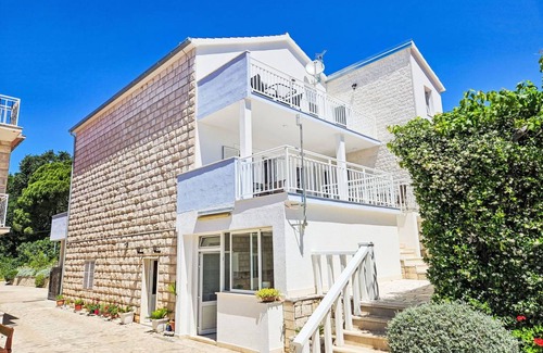 Cove Tri Zala (Zrnovo) Apartment | 37 m² Apartment ∙ 2 bedrooms ∙ 4 guests