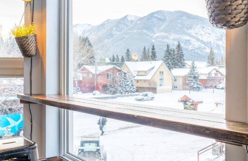 Banff Hostel | 37 m² Hostel ∙ 10 guests