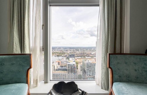 Canary Wharf Apartment | 370 m² Apartment ∙ 4 bedrooms ∙ 8 guests