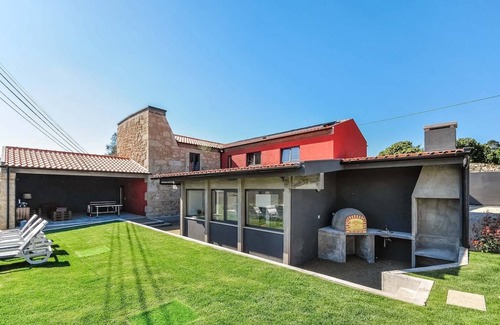 Barcelos Villa | 378 m² Villa ∙ 4 bedrooms ∙ 8 guests