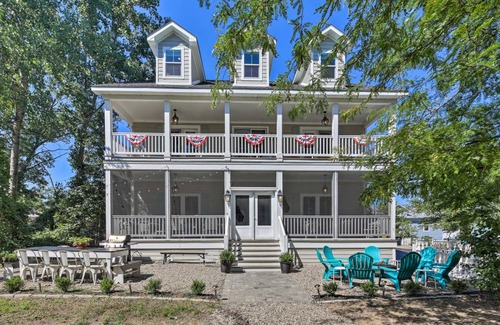 Michigan City Cottage | 379 m² Cabin ∙ 5 bedrooms ∙ 18 guests