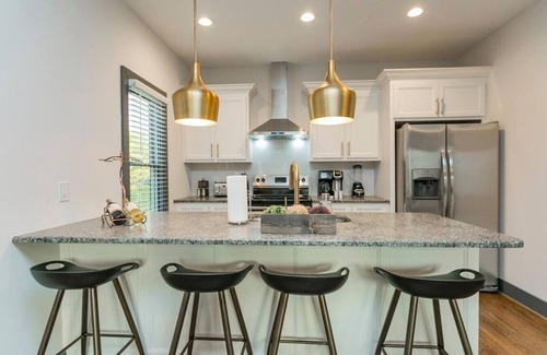 Nashville Apartment | 3810 · East Nash Haven! 10 min to Broadway!