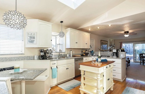 Monterey House | 3827 Betsy's Nest - Adorable Monterey Cottage