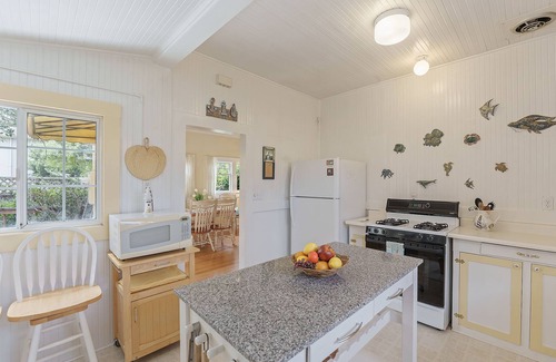 Pacific Grove House | 3859 Beach Bungalow ~ Walk to Bay and Restaurants