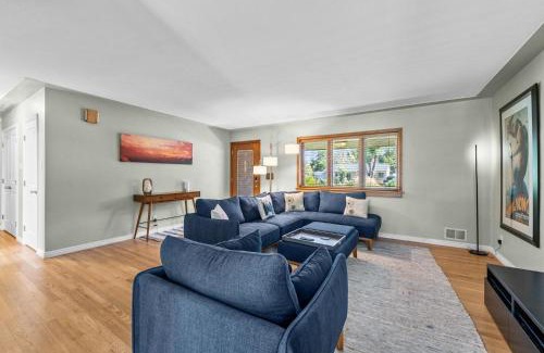 Bel Aire House | 3875 Dover St - Wheat Ridge