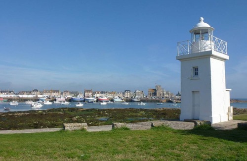 Barfleur House | 39 m² Gîte ∙ 1 bedroom ∙ 2 guests