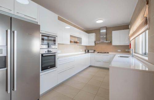 Praia del Rei Villa | 390 m² Villa ∙ 4 bedrooms ∙ 8 guests