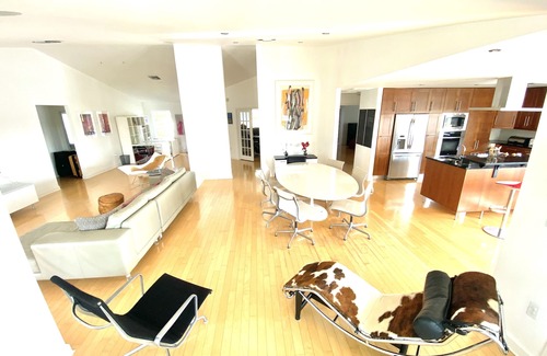 Port Richey House | 3900 SQFT waterfront home; heated pool;Game room & gym near Gulf-Islands beaches