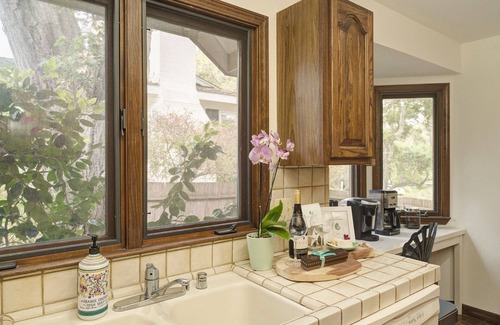 Golden Rectangle House | 3935 Segundo Viento - Walk to Downtown and Beach