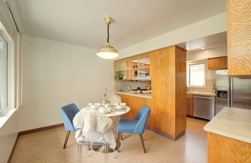Northeast Carmel House | 3938 La Vida Lobos - Adorable Cottage In the Pines