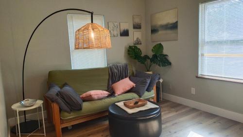 St. Louis Park Villa | 3B1B house by Methodist Hospital