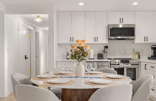 Bremerton House | 3B2B Lower Unit Amazing Oceanfront & Rainier Views