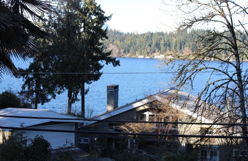 Mercer Island House | 3B3B Luxury 180 degree Lake View N Mercer Island Home