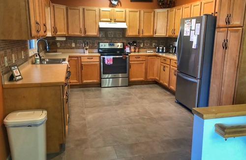 Waynesville House | 3BD/3BA Magnificent Views of Balsam Mountain