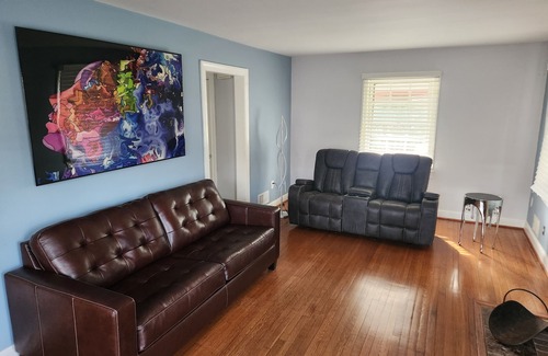 Washington House | 3bd Family-sized house, 5 minutes to National park, 12 minutes to the Capital.