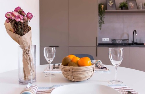 El Parc i la Llacuna del Poblenou Apartment | 3BD for Families in Poblenou next to the beach!