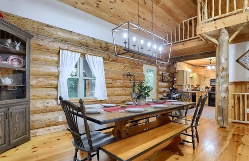 Huntingdon Cabin | 3bd Secluded Cabin 20 min to Raystown Lake