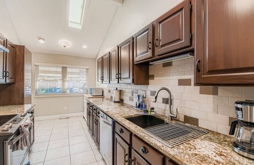 Frasier Meadows House | 3BDR Townhome in Central Boulder w/Office