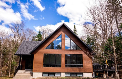 Lac Superieur Village Ski Chalet | 3BDRM Zen Private Chalet - Spa/Firepit/Ski, 3BDRM Zen Tremblant Chalet - Ski/Hike/Swim