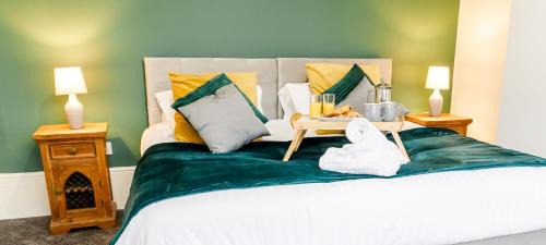 Sunderland Apartment | 3Bed Cottage - WiFi & Parking - Perfect for Contractors