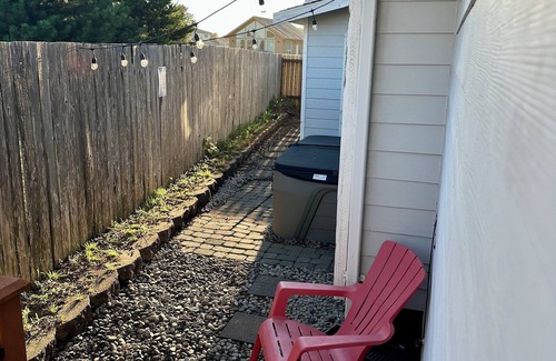 Ocean Shores House | 3BR 1.5Ba - Private Hot Tub & Game Room! 2 Pets stay free!