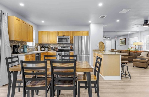 Floridana Beach House | 3br/3ba Oceanfront Paradise Upstairs Duplex
