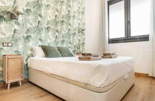 La Merced Apartment | 3BR apartment with parking and patio in the center by REMS