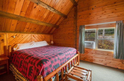 Jackman Cabin | 3BR Cabin, Jackman Maine- Summer Adventure Paradise!