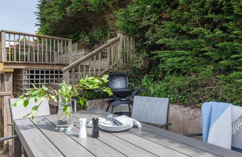 Salcombe House | 3BR Coastal escape in Salcombe Sleeps 6 nr Beaches
