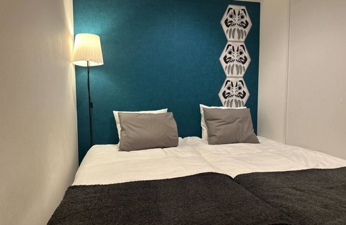Abeno Apartment | 3BR Entire Home, 1 Min to Midosuji Line, Sleeps 10
