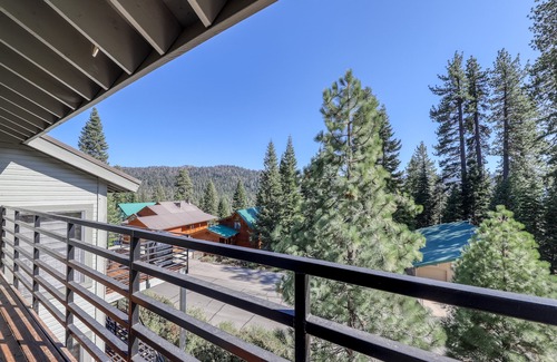 Lakeshore Condo | 3BR Huntington Lake condo with mountain views, WiFi, 2 decks, private W/D