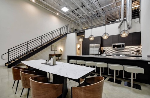 Arena District Apartment | 3BR Luxury Loft Near Downtown & Frost Bank Center
