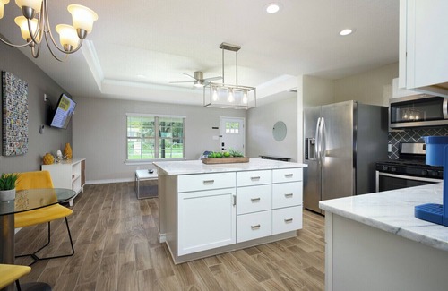 West San Antonio House | 3BR Near Lackland AFB Military & ALE Stays W/D