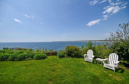 York Beach House | 3BR Oceanfront on Nubble Cliffs