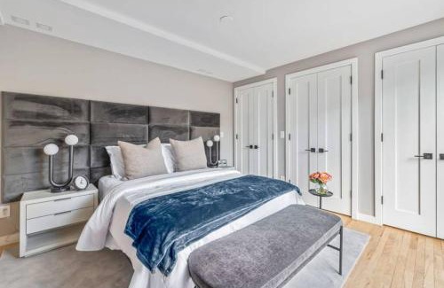 Central Park South Apartment | 3BR Penthouse Suite with Massive Private Rooftop