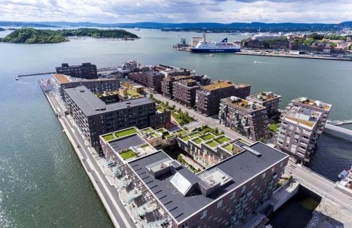 Gamle Oslo Apartment | 3BR Sørengkaia Waterfront Apt w Balcony