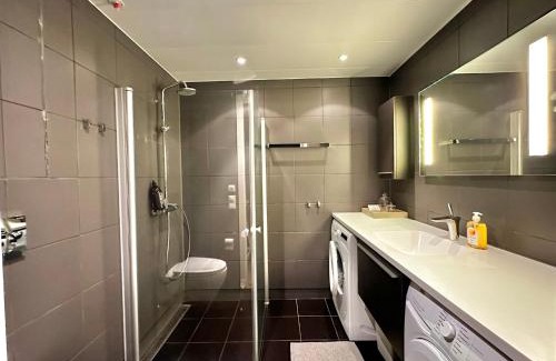 Gamle Oslo Apartment | 3BR Sørengkaia Waterfront Apt w Balcony