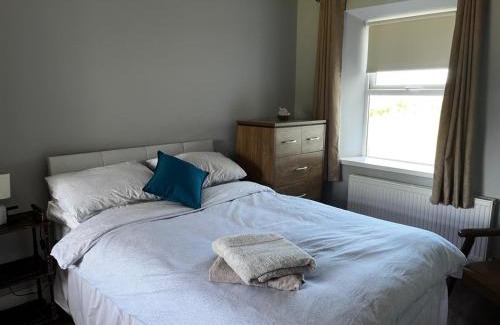 Falcarragh House | 3br-Sea View-Fireplace-Garden-Free Parking