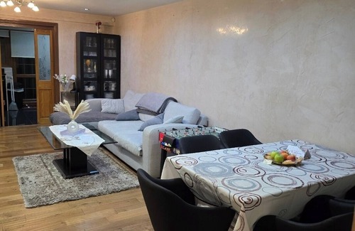 Selhurst House | 3Br - Sleeps6 - 15min Central London and Gatwick