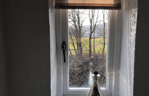 Pontneddfechan House | 3br-Sleeps6-Garden-Mountain &near 4 Falls Walks on