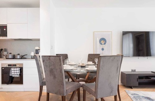 Dudden Hill Apartment | 3BR-Sleeps8-Central London-Parking