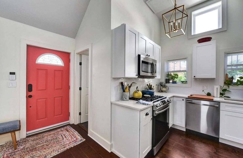 Ohio City House | 3BR Unique Book Inspired Getaway!