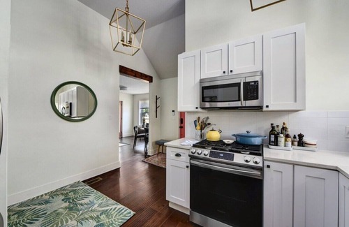 Ohio City House | 3BR Unique Book Inspired Getaway!