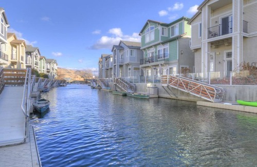 Reno Condo | 3BR2BA CONDO