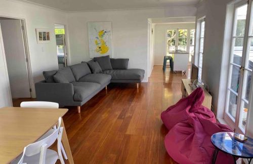 Waihi Beach House | 3brm House Waihi Beach