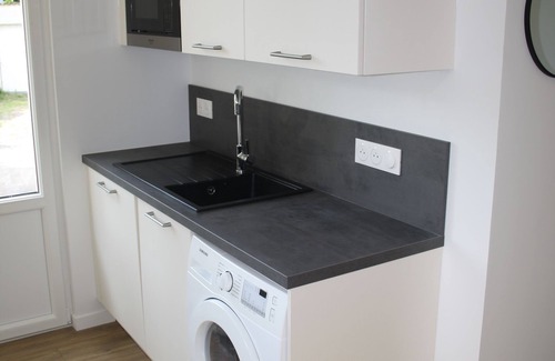 Saint-Julien Apartment | 3D visit available - Renovated house in the center of Caen with parking and garden