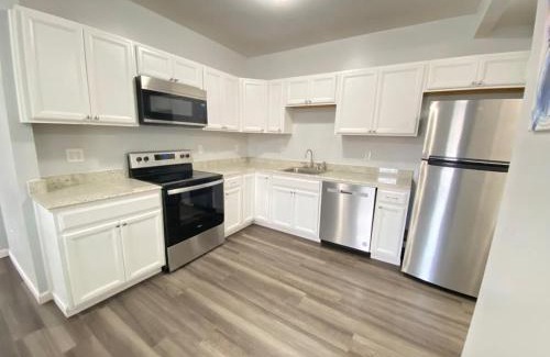 Oneonta Apartment | 3rd Base Apt 1 All Star Baseball Rentals