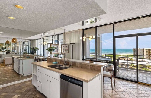 South Padre Island Condo | 3rd Coast Getaways - Sunchase IV #709